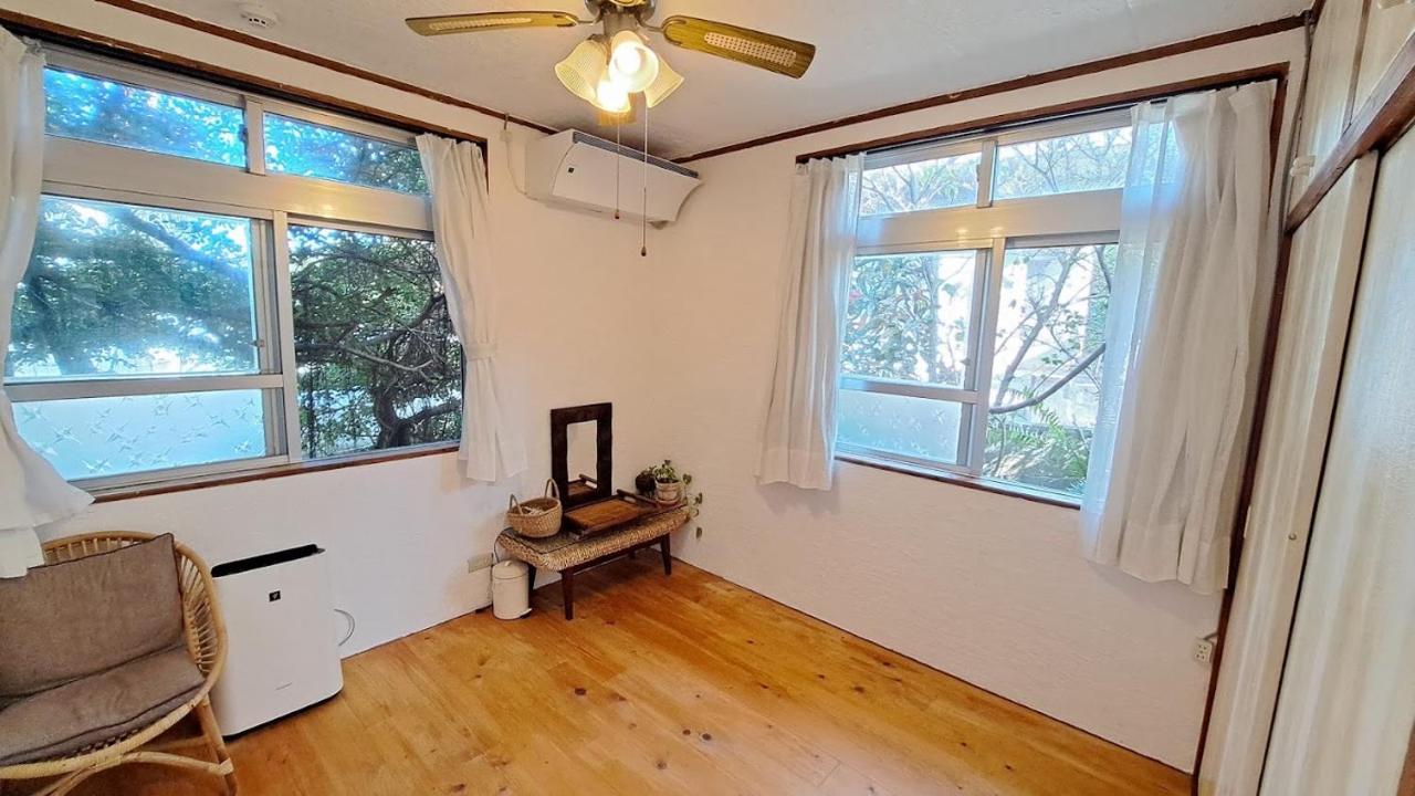 Holiday home Aroha: Beachfront Retreat Near Yabiji Coral Reef