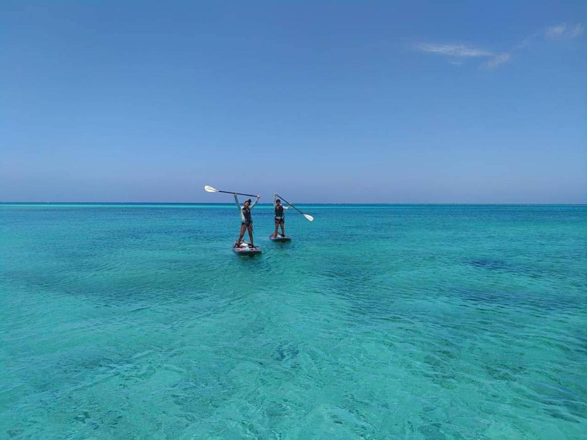 Aroha: Beachfront Retreat Near Yabiji Coral Reef Miyakojima (Okinawa)